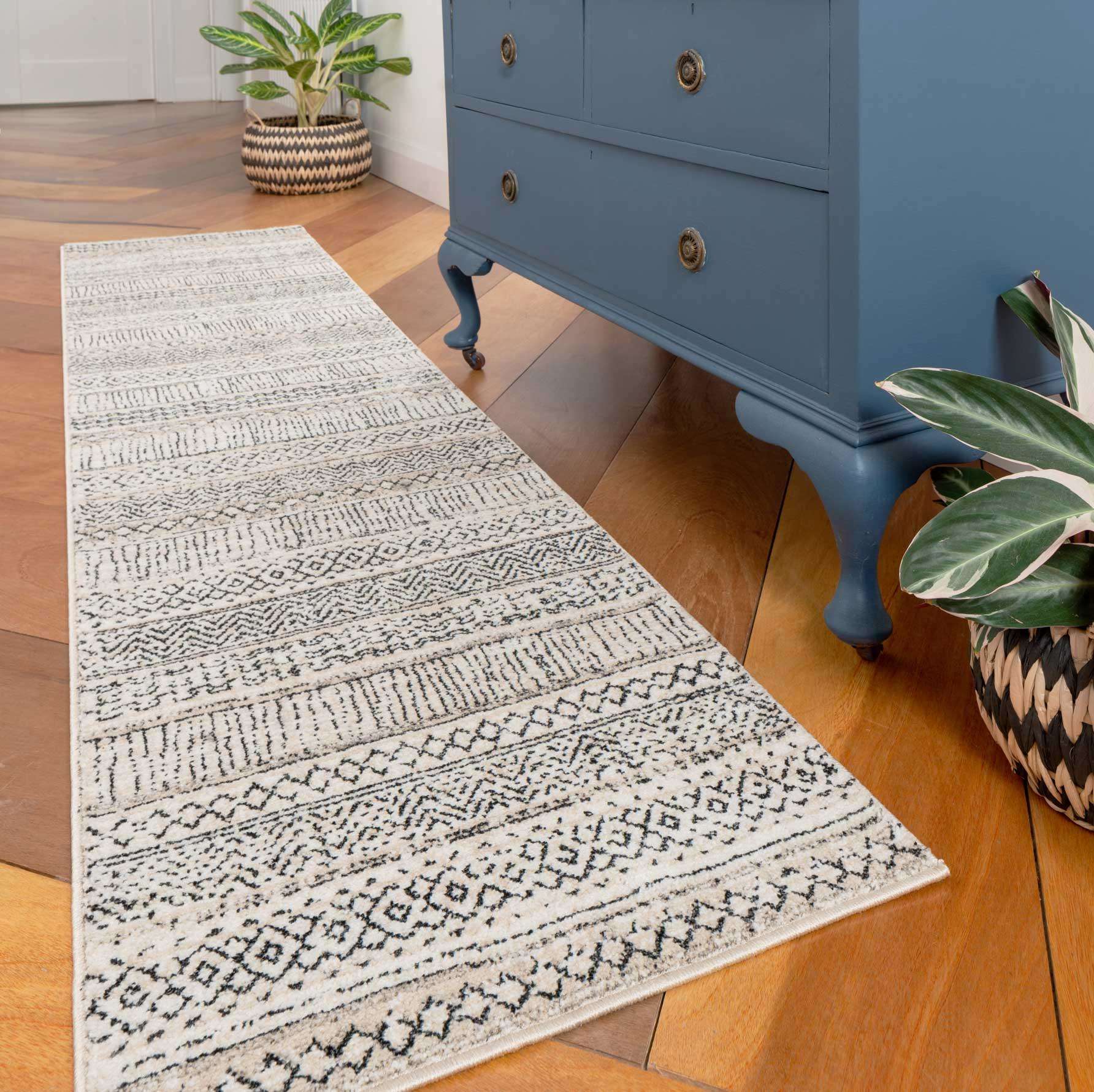Cosy Soft Underfoot Grey Tribal Moroccan Berber Bedroom Rug - Image 3
