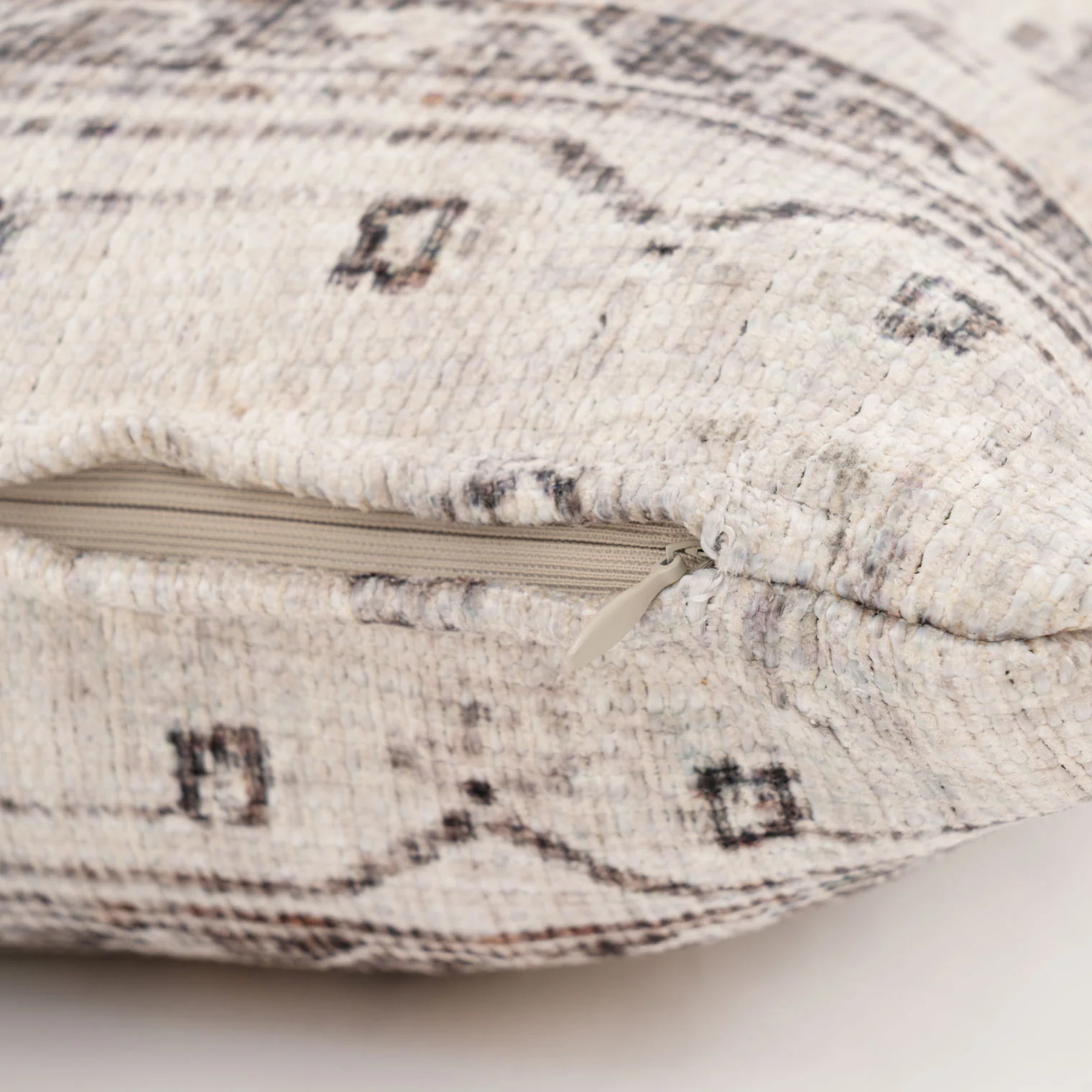 Vintage Ivory Cushion Cover - Image 7