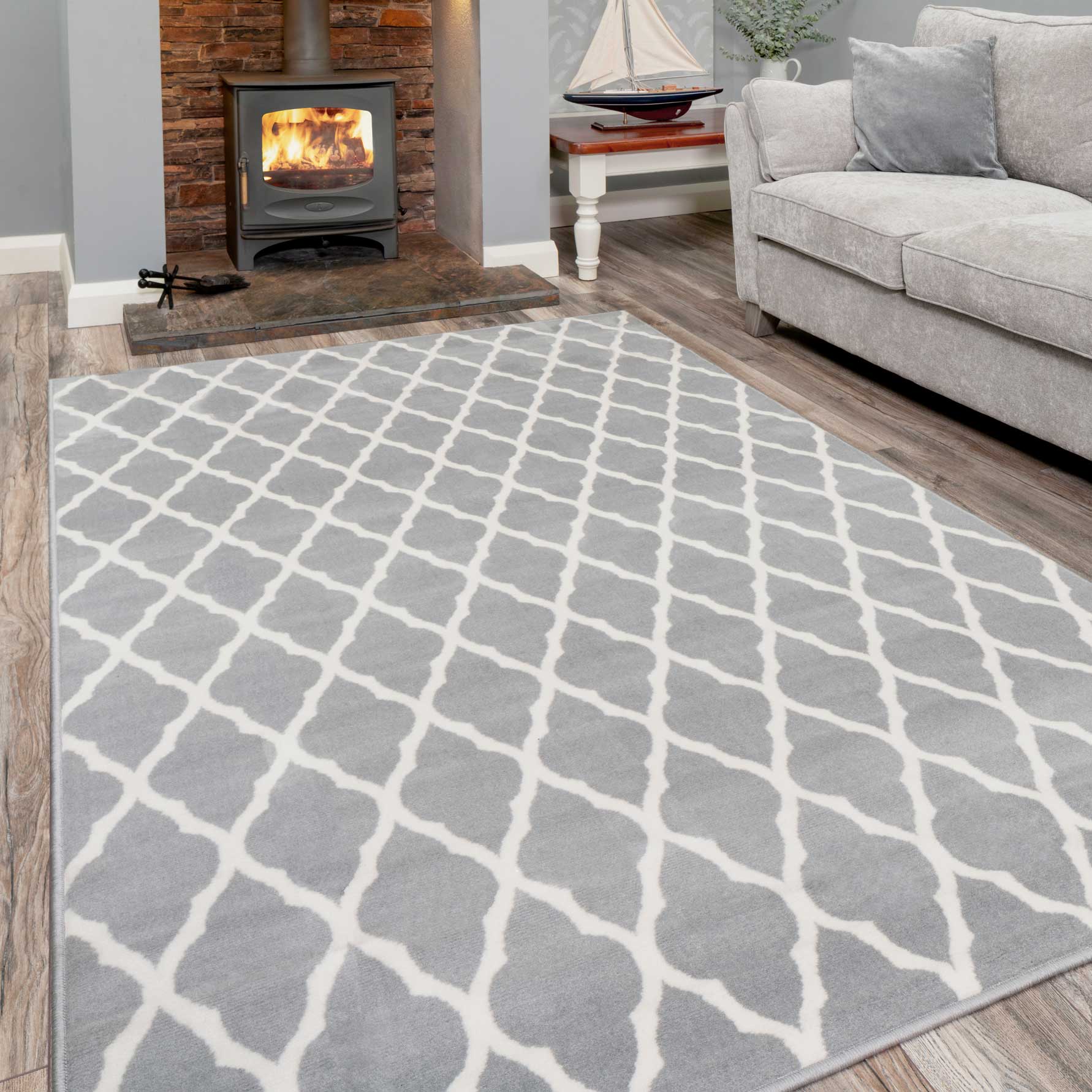 Extra Large Grey Trellis Rug - Image 4