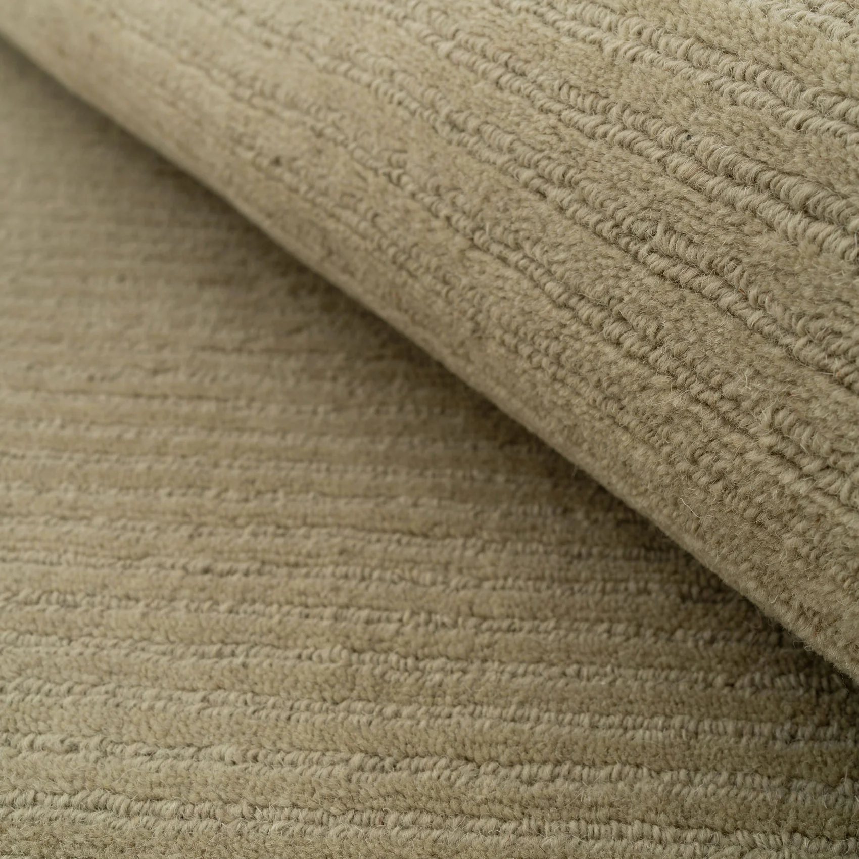 Green Bordered Wool Rug - Olann Green - Image 4