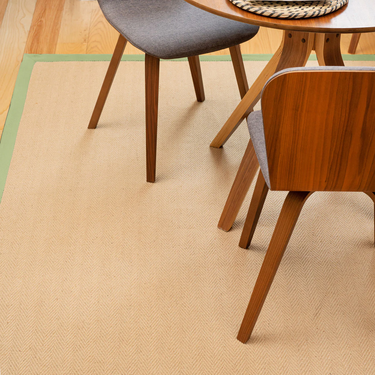 Green Cotton Border Natural Jute Area Rug - Image 7