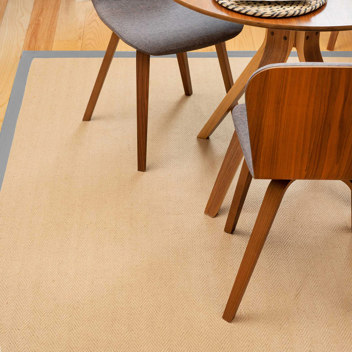 Grey Cotton Border Natural Jute Area Rug - Image 5