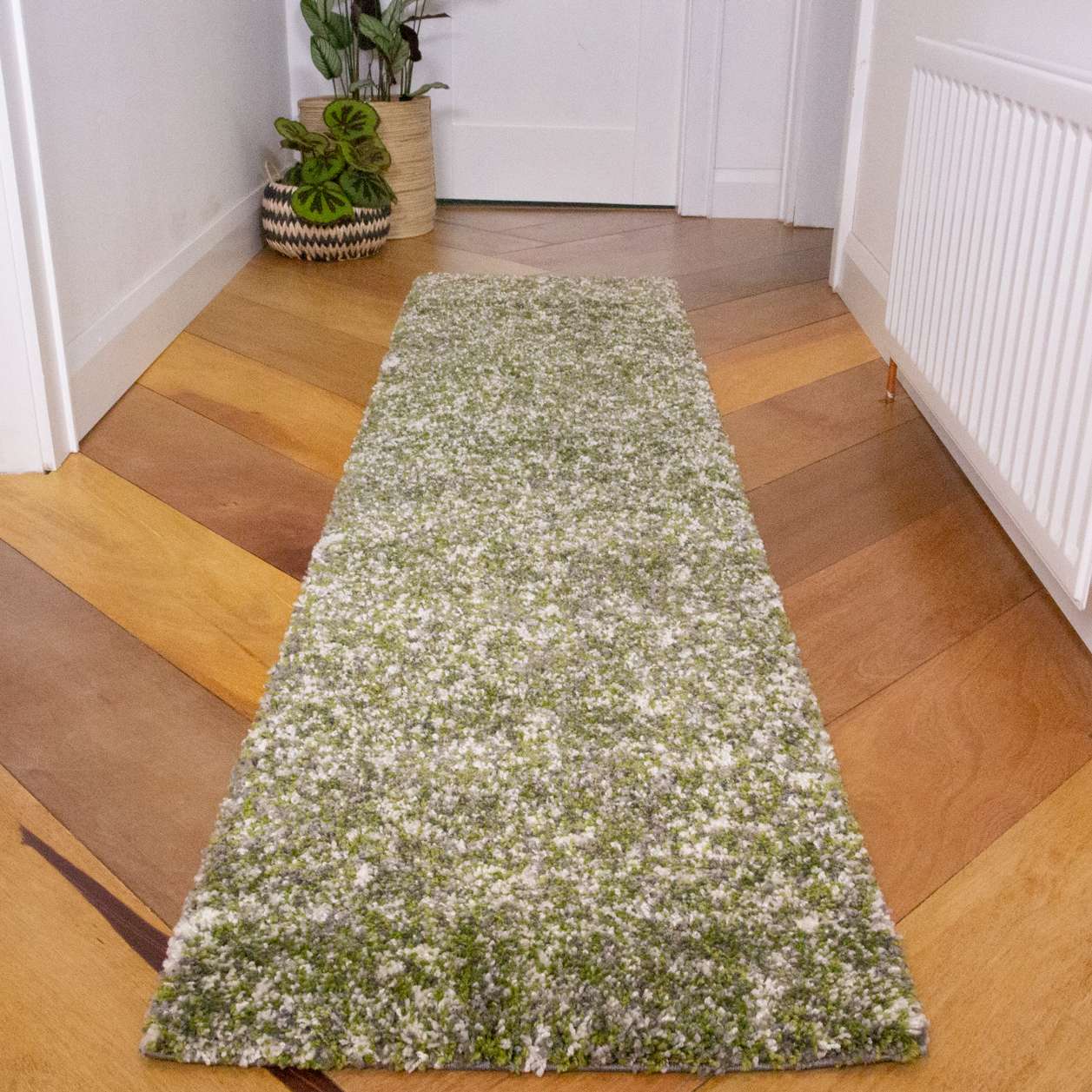 Mottled Dark Green Shaggy Rug for Living Room - Image 6