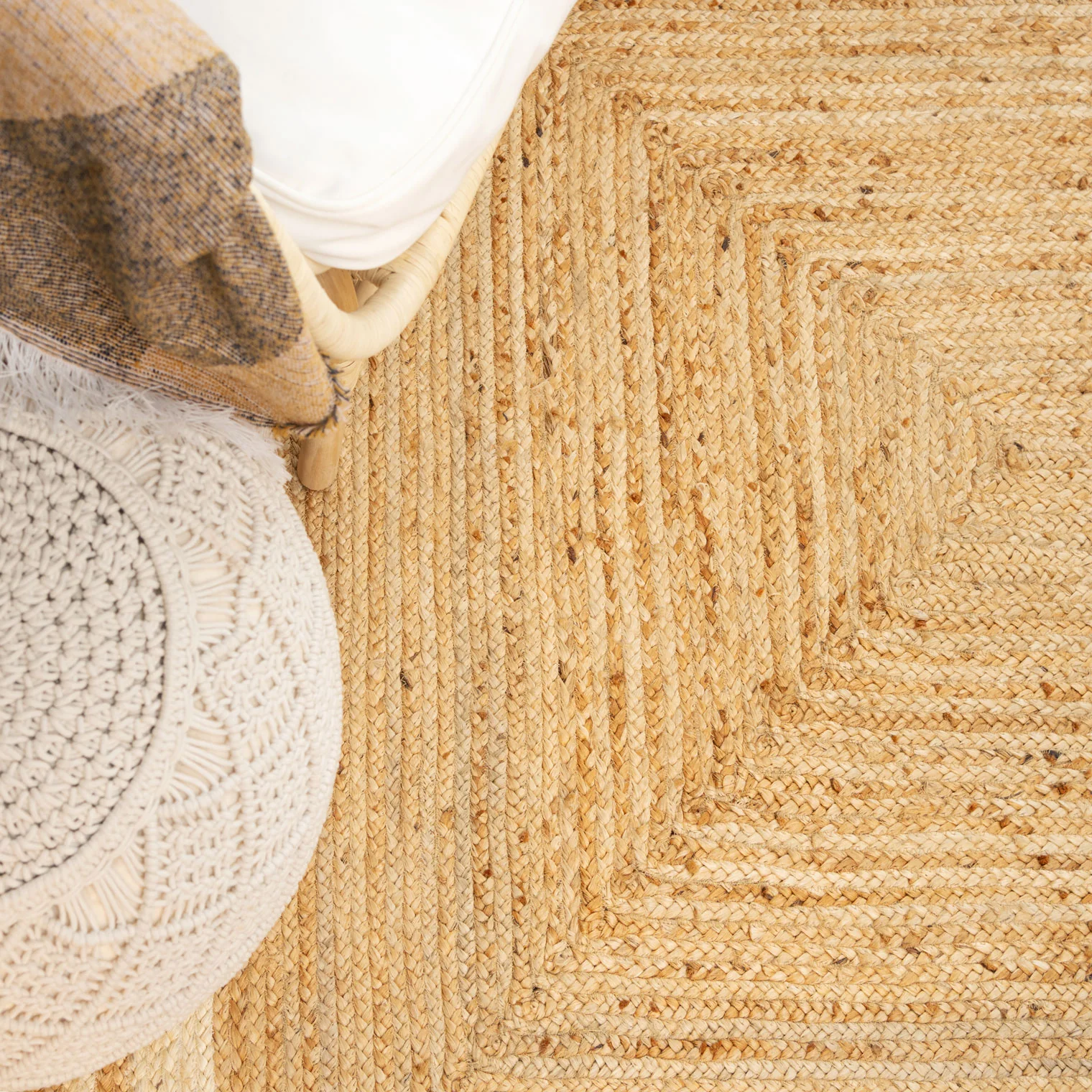 Natural Bordered Jute Rug - Laurel - Image 7