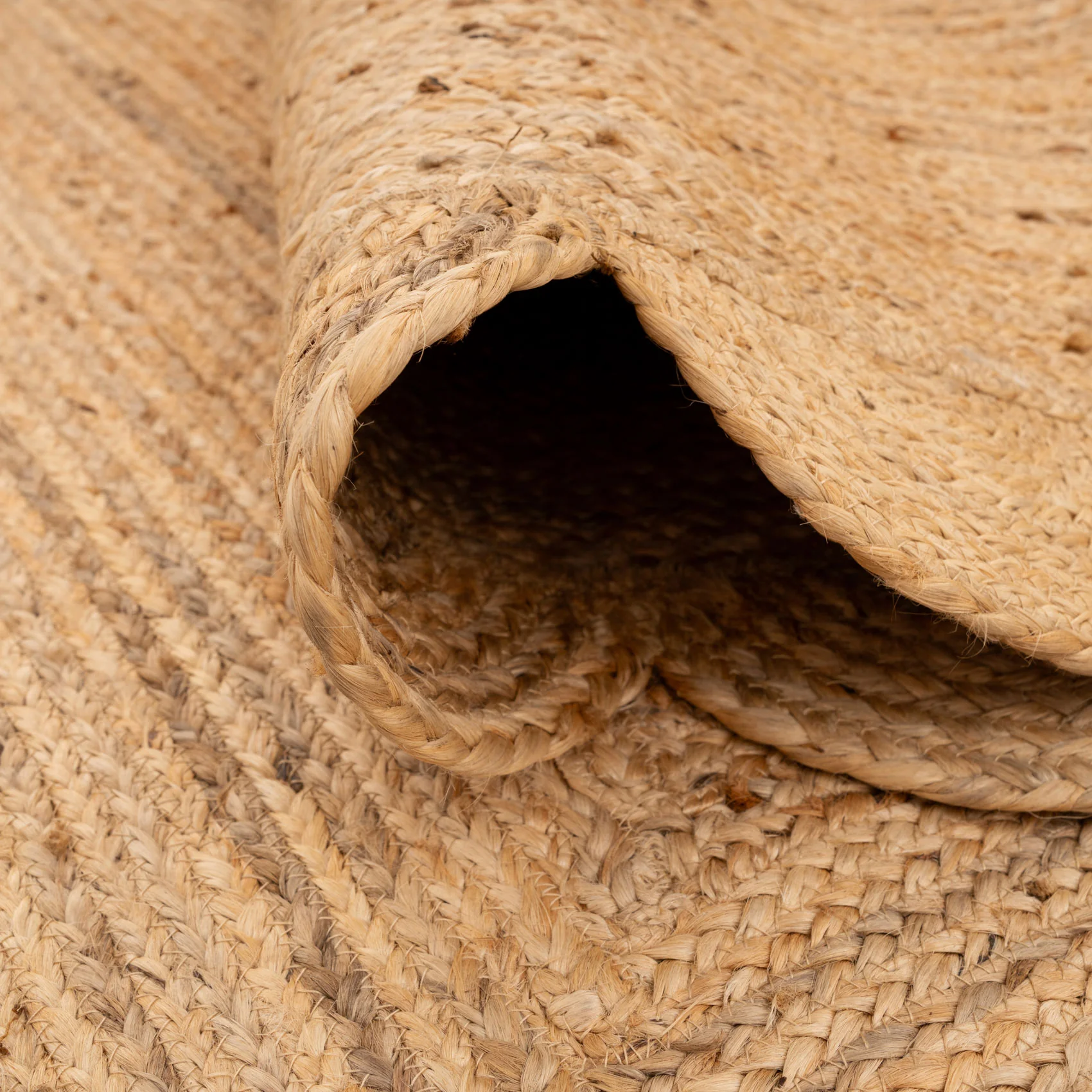 Natural Rounded Edge Jute Rug - Casper - Image 10