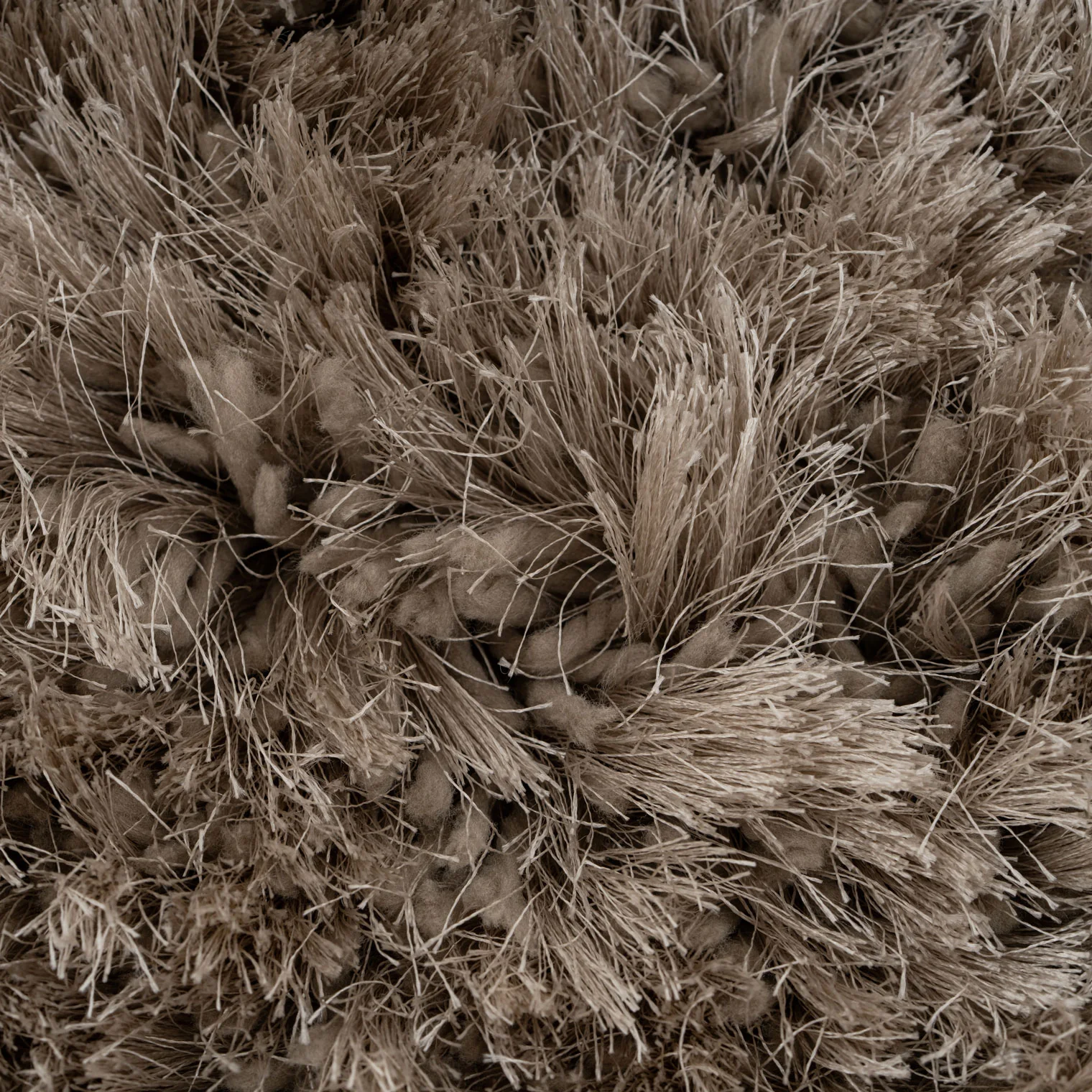 Plush Soft Greige Shaggy Rug - Zia - Image 11