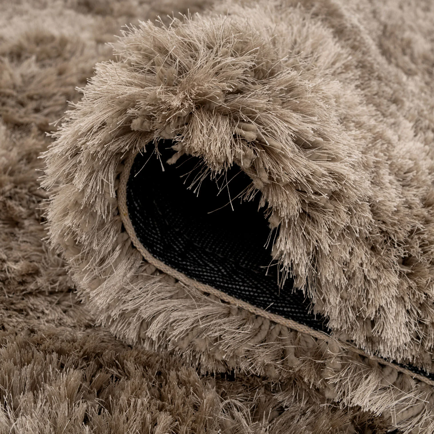 Plush Soft Greige Shaggy Rug - Zia - Image 13