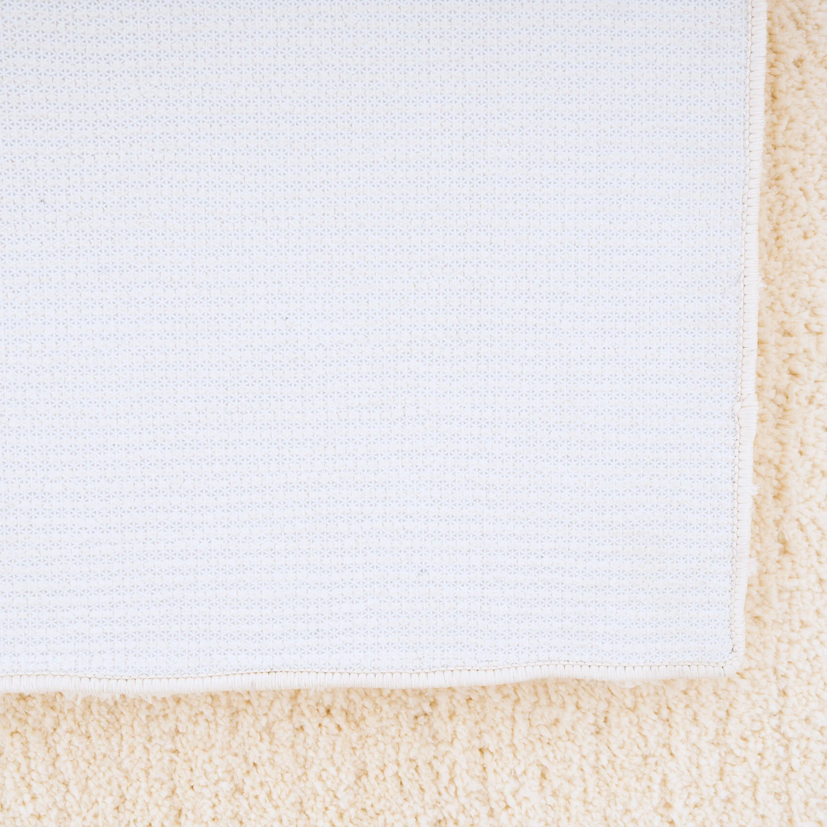 Premium Washable Shaggy Cream Rug - Image 11