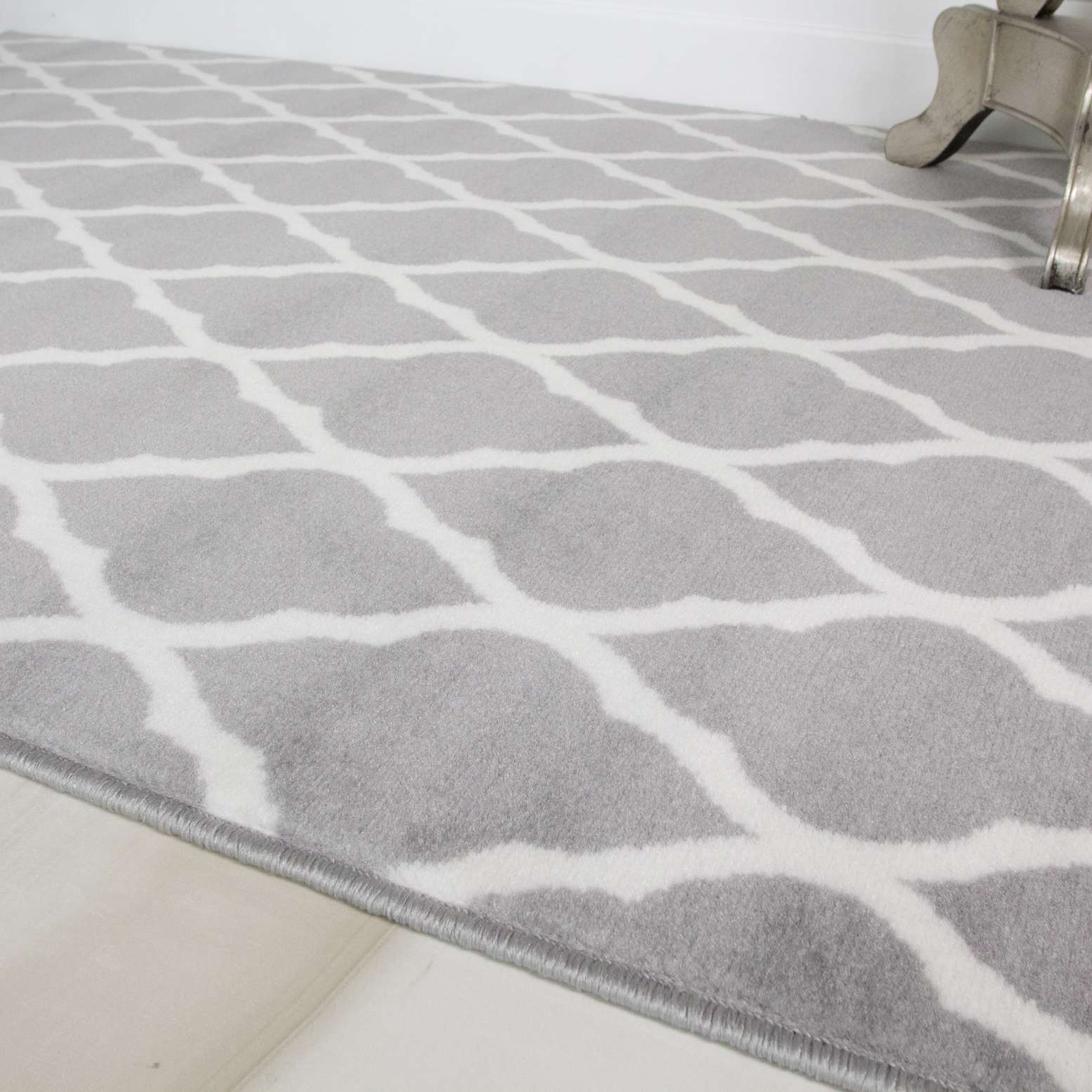 Round Circle Trellis Grey Rug - Image 3