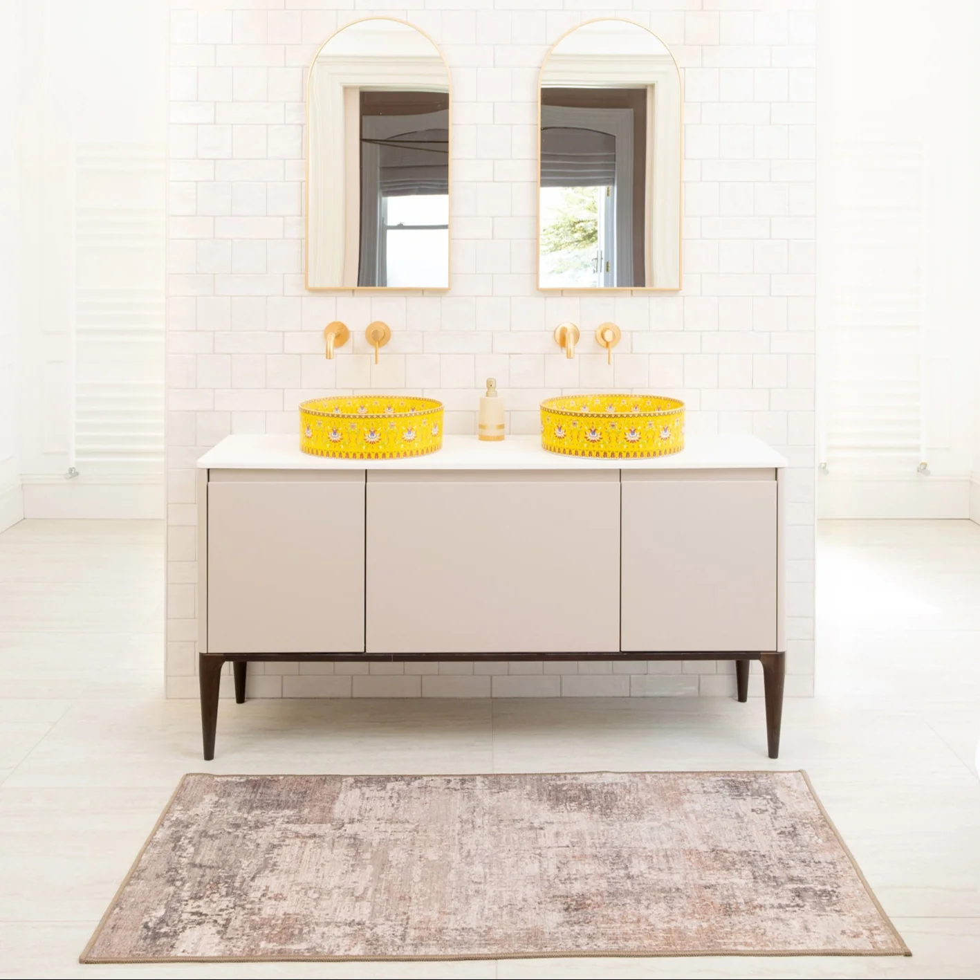 Soft Washable Distressed Doormat - Ernest - Image 4