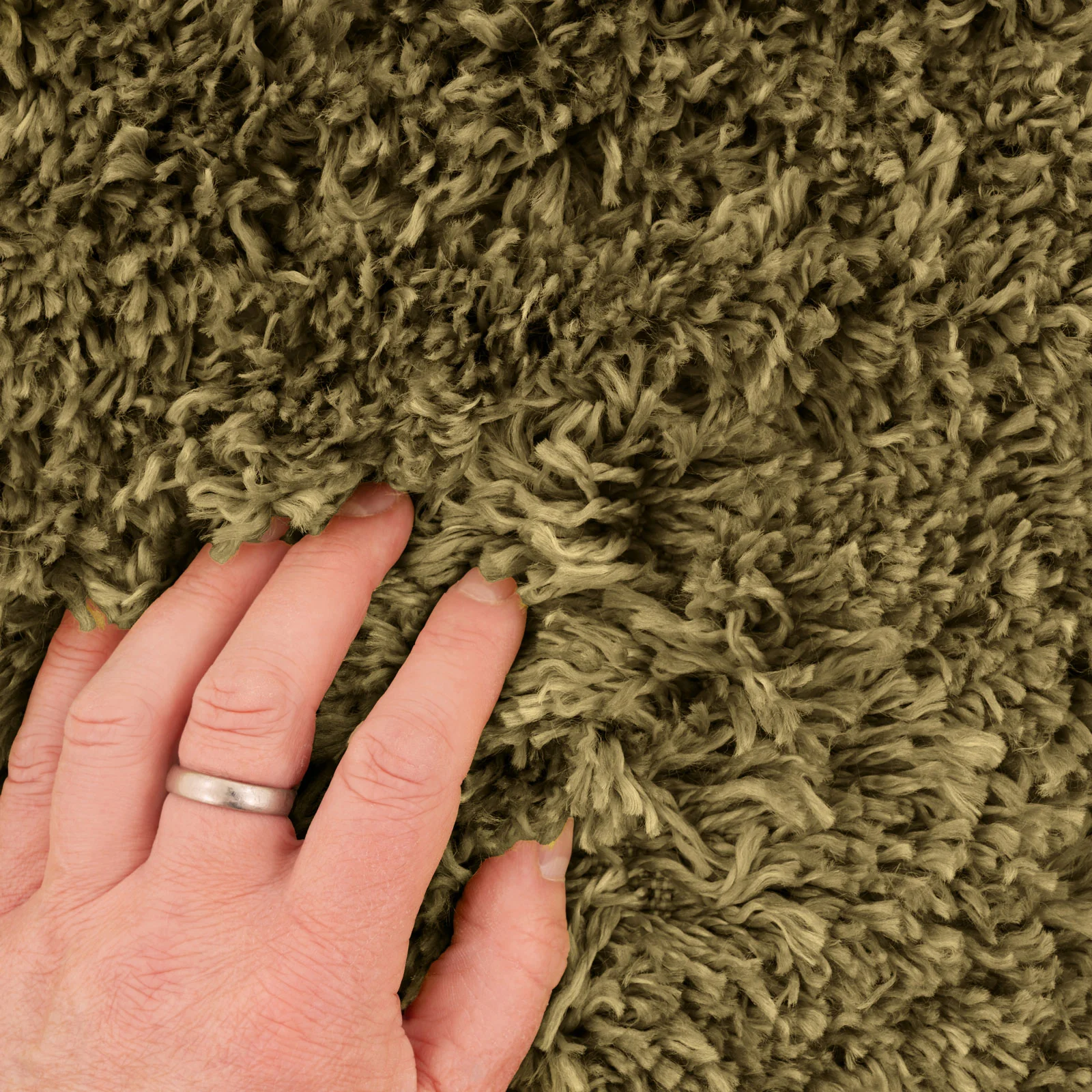 Soft Everyday Olive Green Shaggy Rug - Image 4