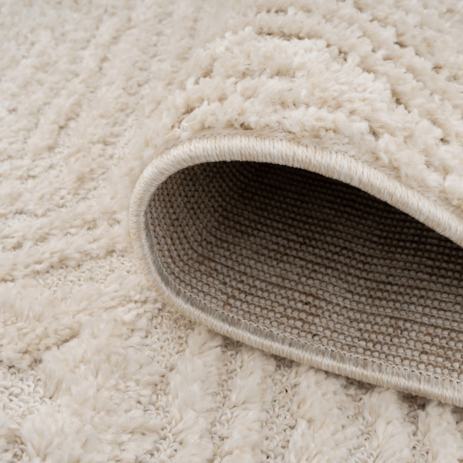Warm White Tufted Diamond Rug - Elino - Image 5